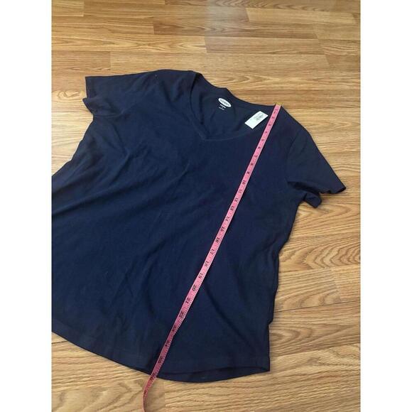 Old Navy V-Neck Tee Size Large - Picture 4 of 5